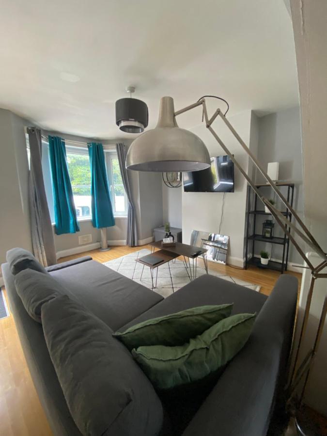 Medway Getaway - 3 Bed Home With Luxury Bathroom Τσάταμ Εξωτερικό φωτογραφία