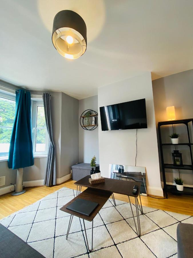 Medway Getaway - 3 Bed Home With Luxury Bathroom Τσάταμ Εξωτερικό φωτογραφία