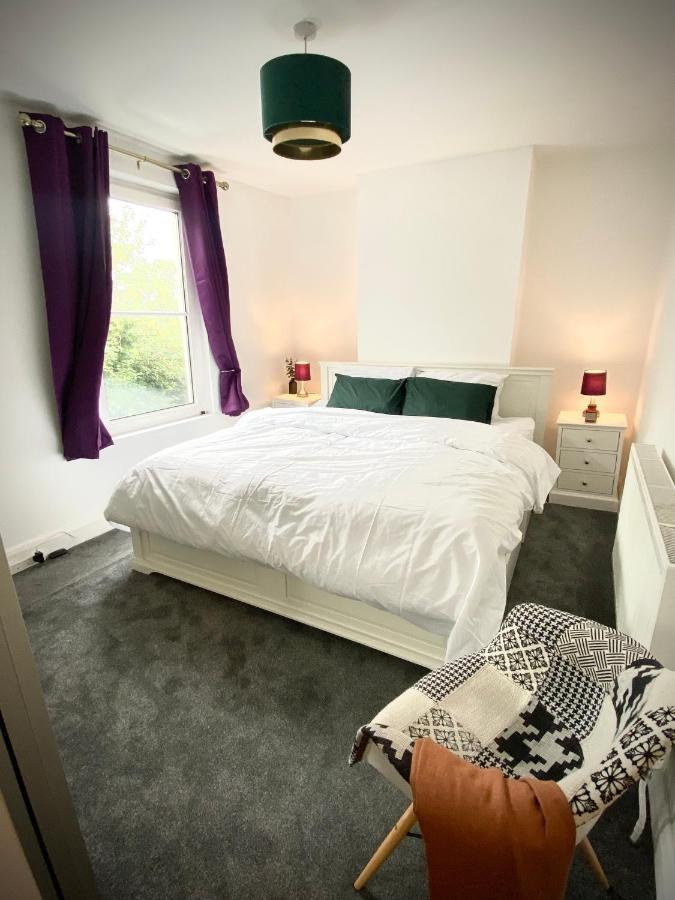 Medway Getaway - 3 Bed Home With Luxury Bathroom Τσάταμ Εξωτερικό φωτογραφία