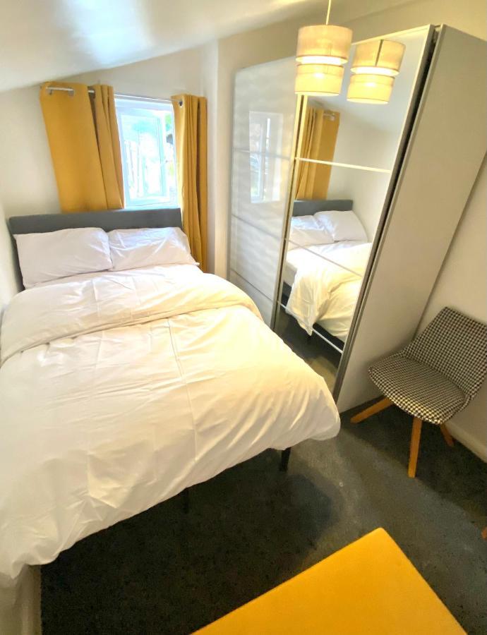 Medway Getaway - 3 Bed Home With Luxury Bathroom Τσάταμ Εξωτερικό φωτογραφία